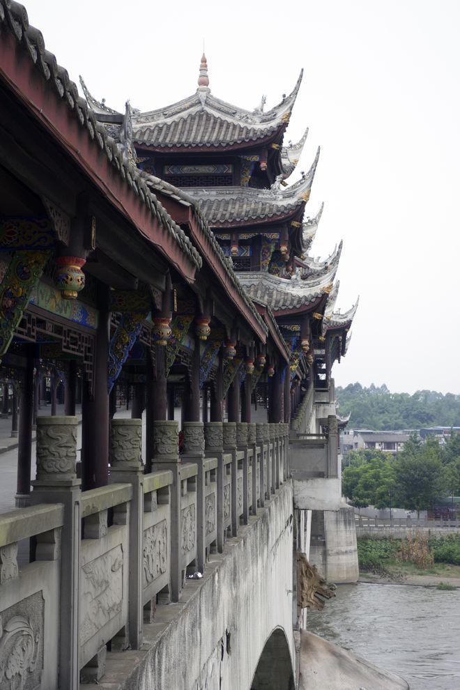 从亚当到诺亚：世界年龄的第六天